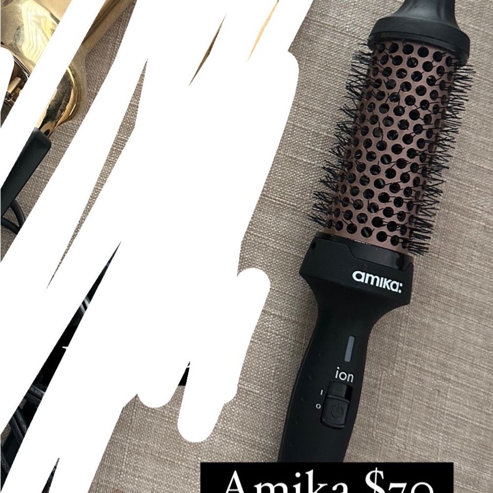 Amika thermal brush
